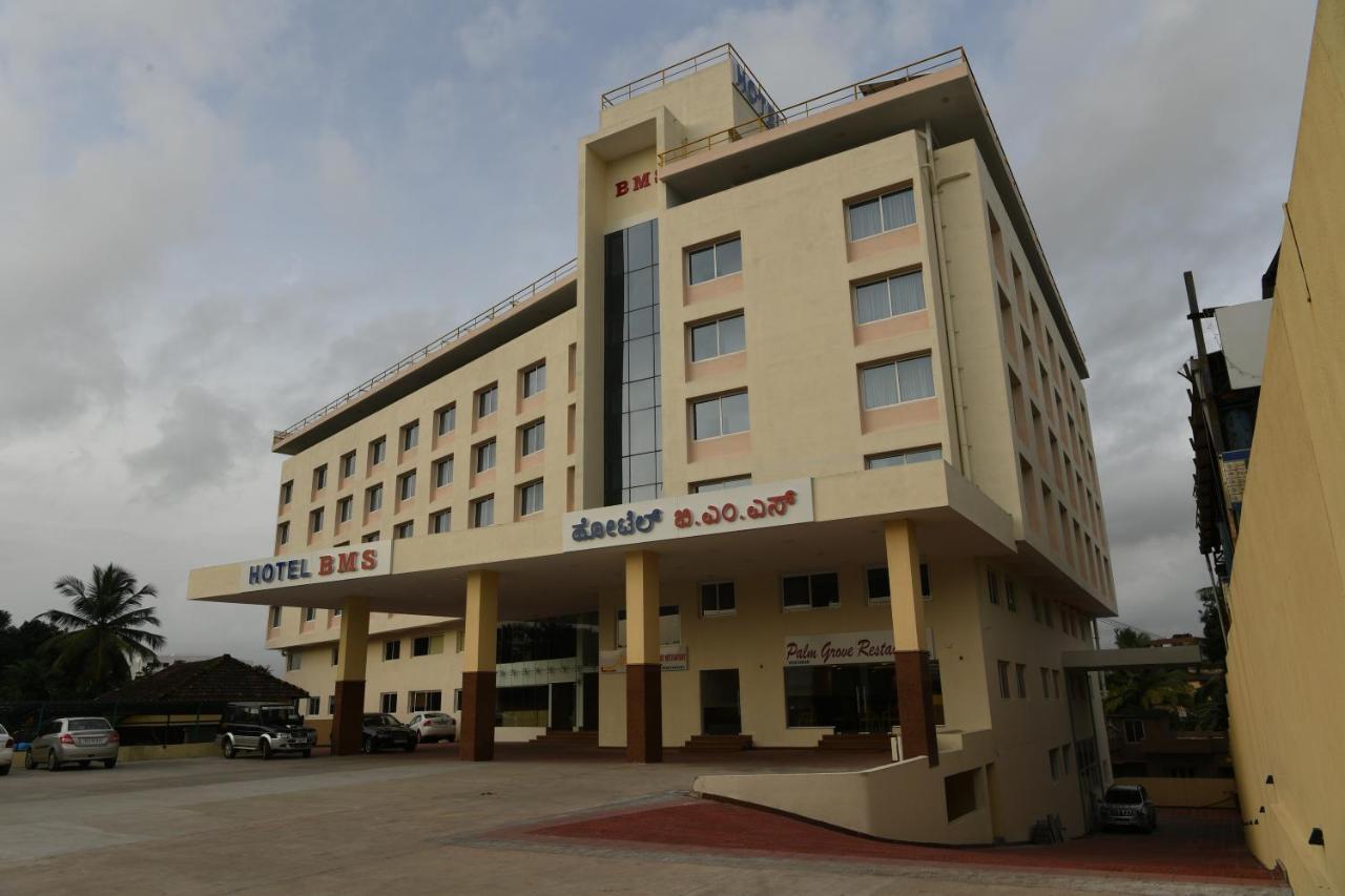 Hotel Bms Mangalore Extérieur photo