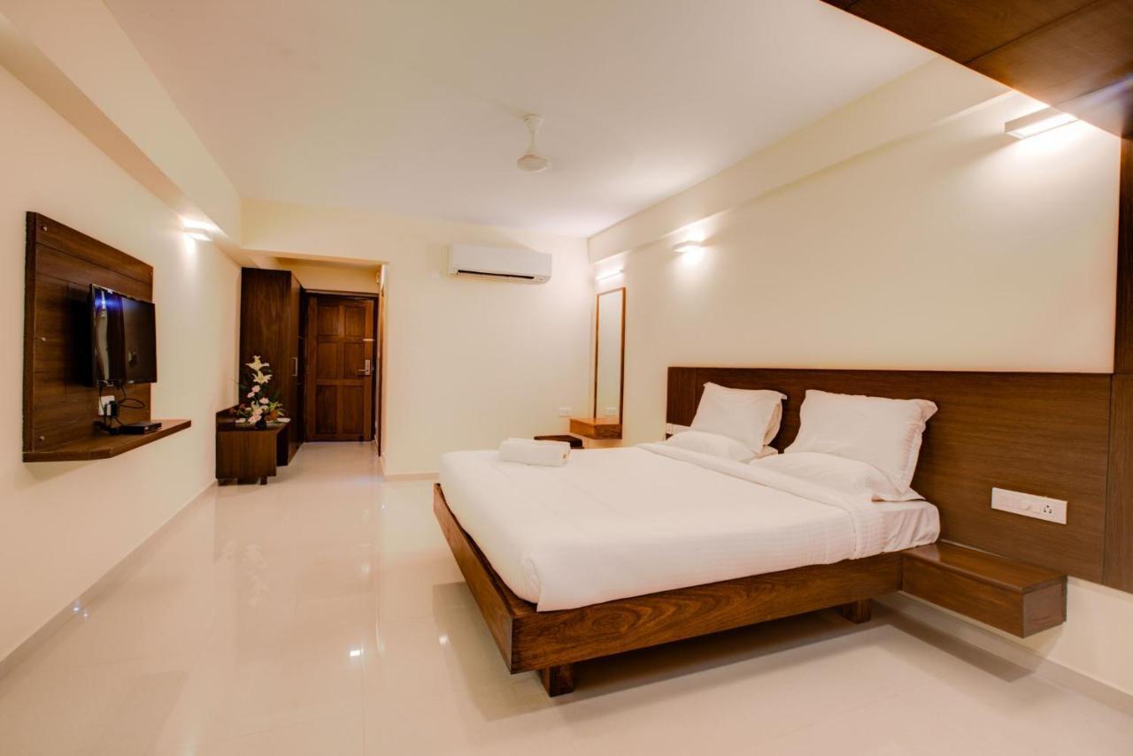 Hotel Bms Mangalore Extérieur photo