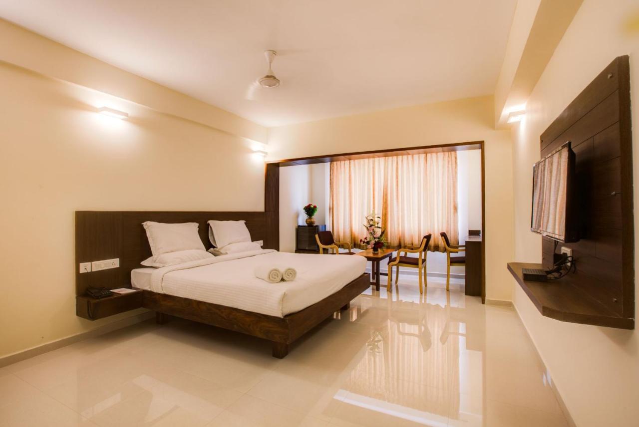 Hotel Bms Mangalore Extérieur photo