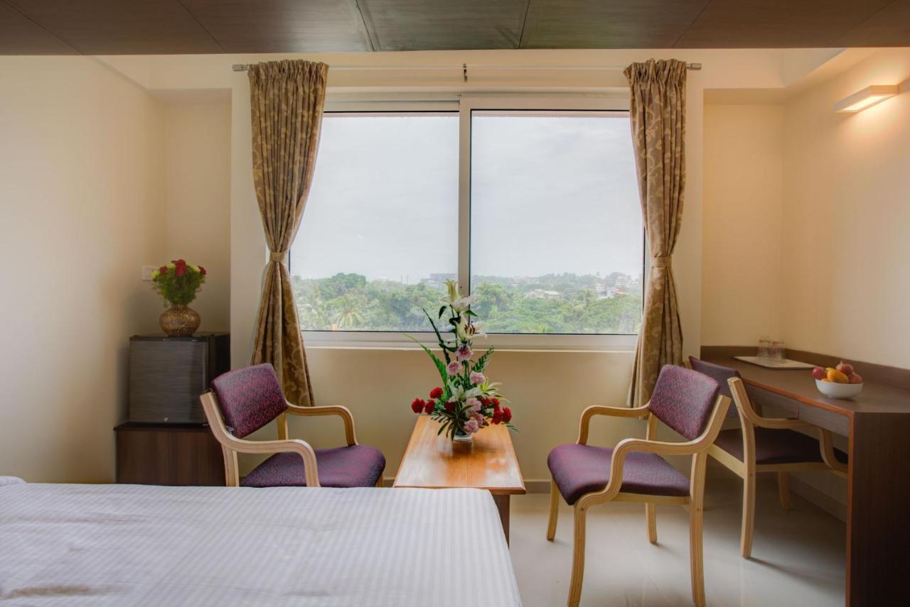 Hotel Bms Mangalore Extérieur photo